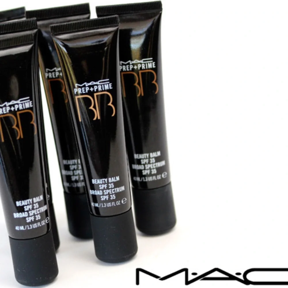 💕🌙Rare! Mac Extra Light Beauty Balm SPF 35